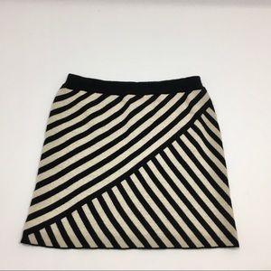 Graphic skirt